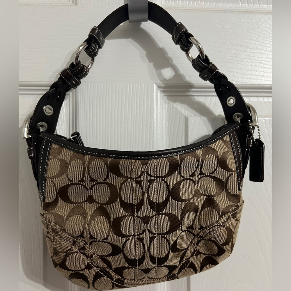 Gently Used Authentic Coach Shoulder bag
